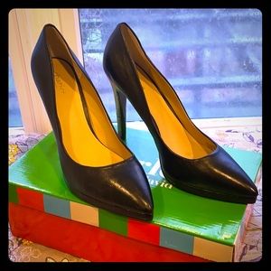 .Charles by Charles David black leather heels.